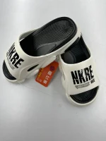 Mens Garden Clogs Quick Drying Sandals Summer Anti-Slip Beach Clogs white Shoes - Image 3